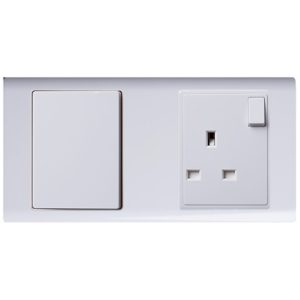 Combination Switch 1 Gang 1 Way And Switched Socket UK 13A R Series MK Honeywell